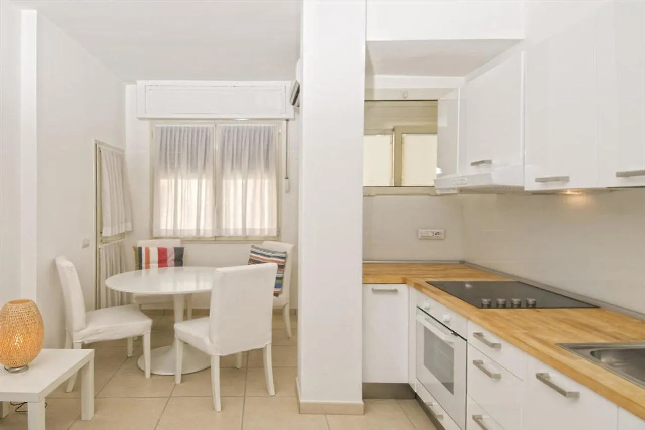 **** Aparthotel San Giacomo 32 Residence Napoli Italia