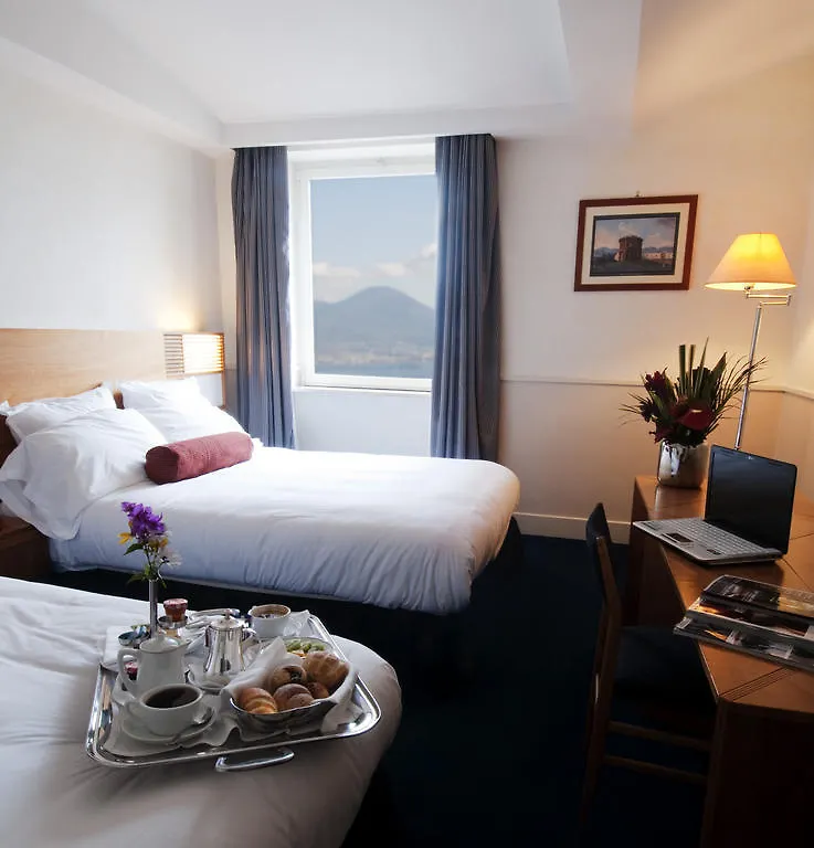 **** Aparthotel San Giacomo 32 Residence Napoli Italia